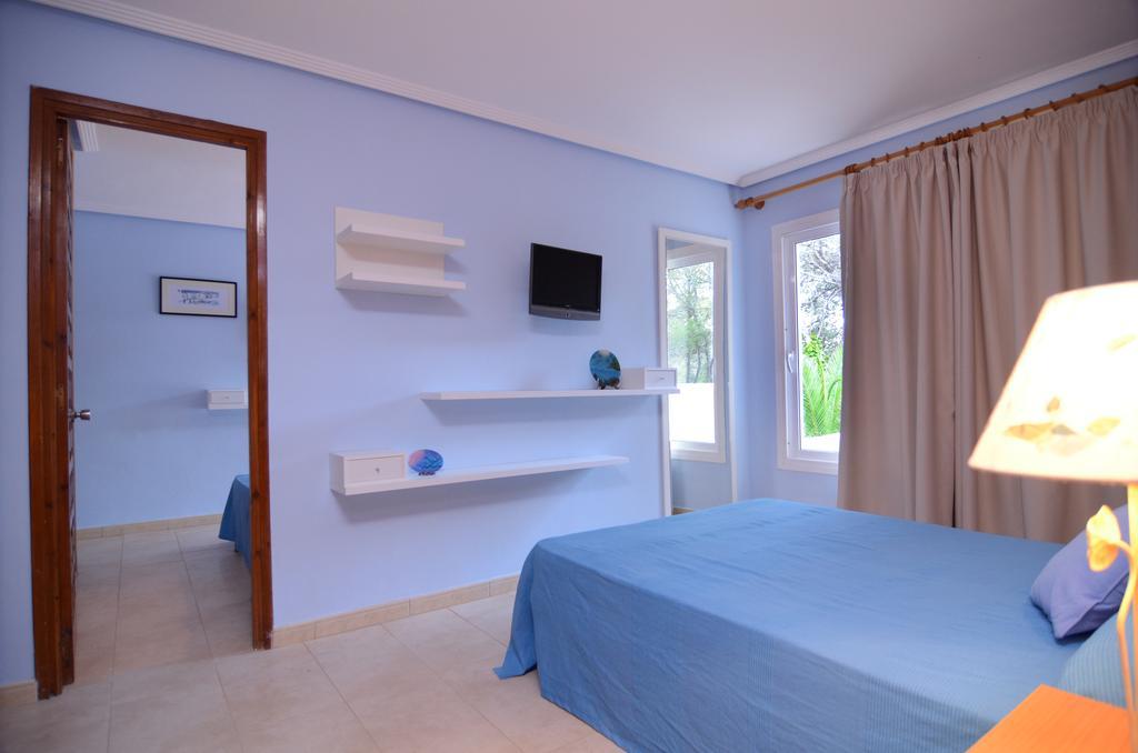 Hostal Cala Boix Эс-Кана Номер фото