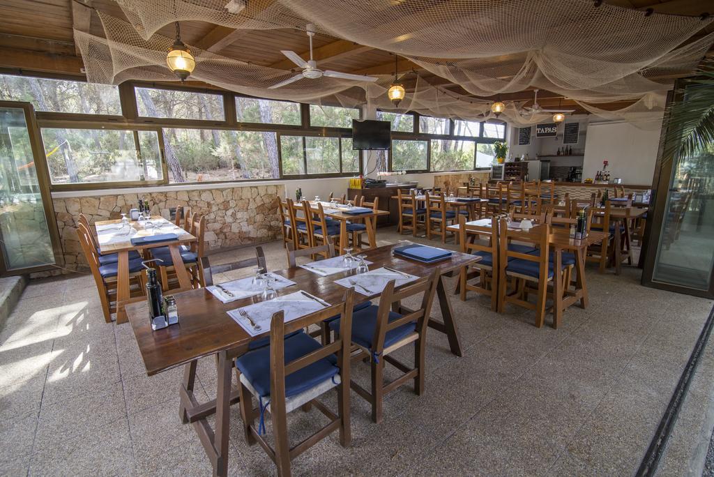 Hostal Cala Boix Эс-Кана Экстерьер фото