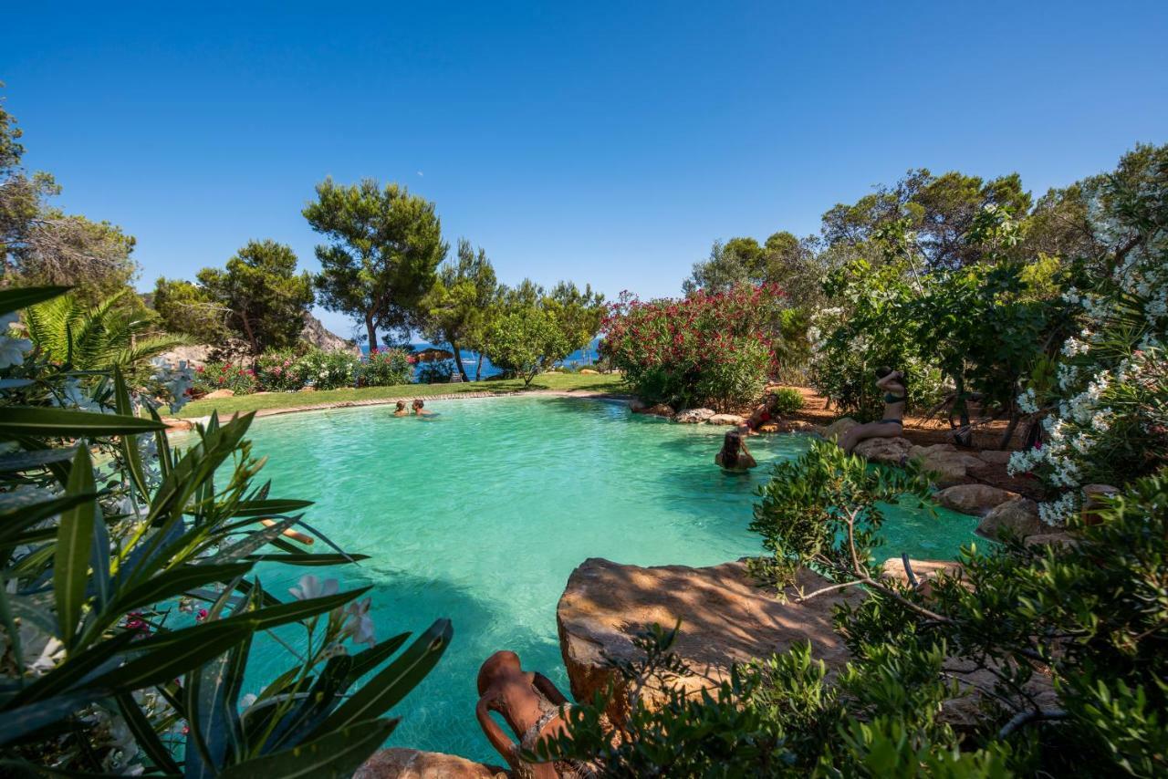 Hostal Cala Boix Эс-Кана Экстерьер фото