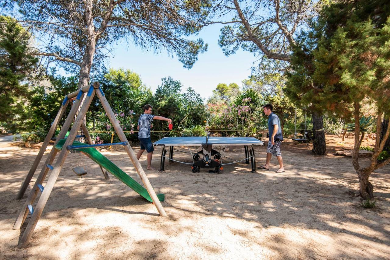 Hostal Cala Boix Эс-Кана Экстерьер фото